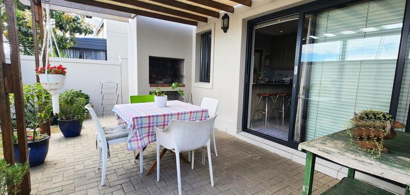 3 Bedroom Property for Sale in Graanendal Western Cape